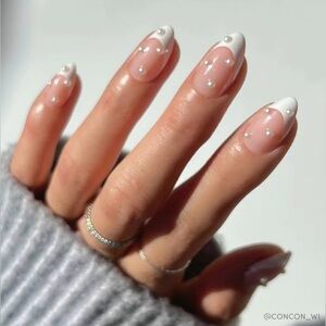 Glamnetic French Pearl Short Almond Press On Nails